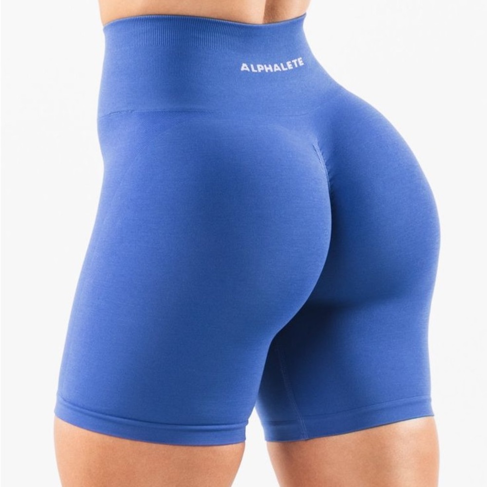 Alphalete Amplify 4.5” Shorts